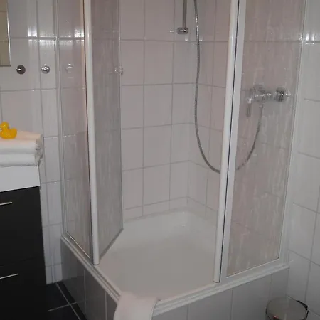 Apartment 21087 *